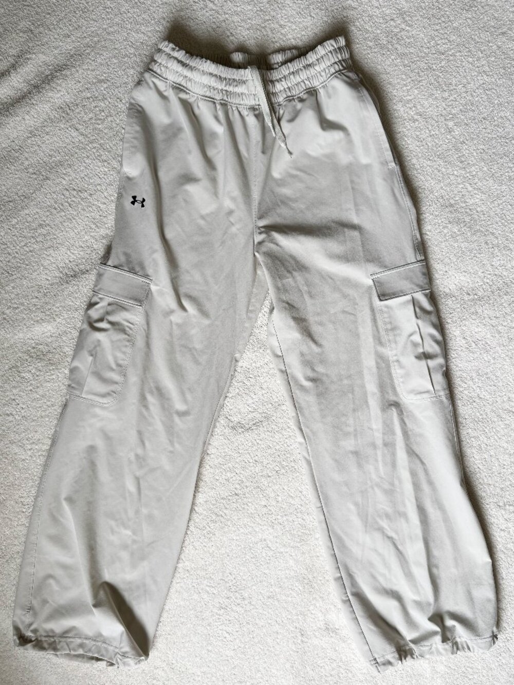 Beige Under Armor Joggers | XS
